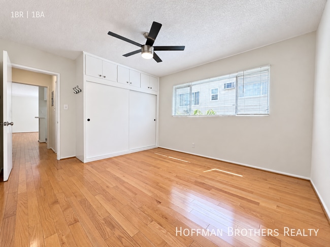 Photo - 1020 N Edinburgh Ave Unit 5