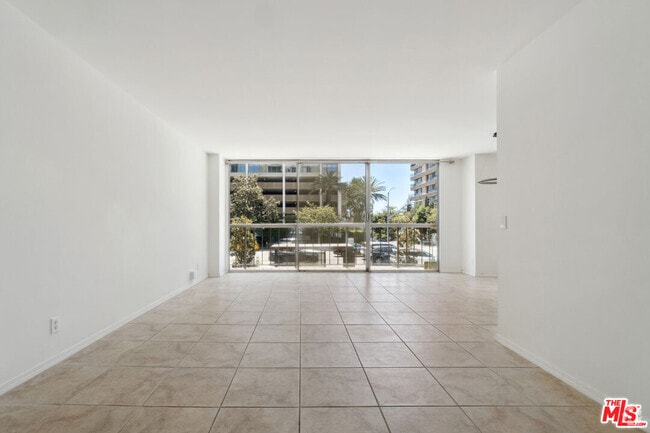 Building Photo - 10747 Wilshire Blvd Unit 101 Rental