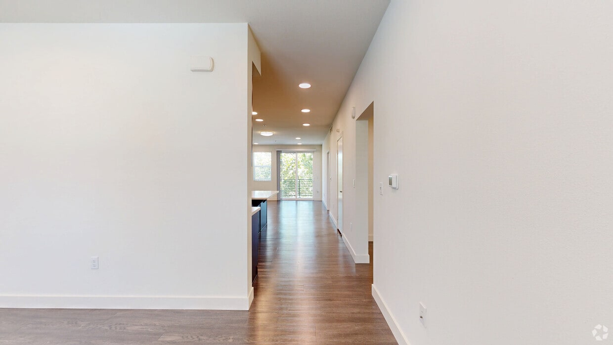 3D Tour - Yolo West Apartments