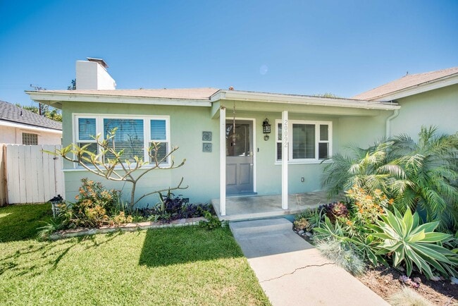 Photo - 20092 Bayview Ave