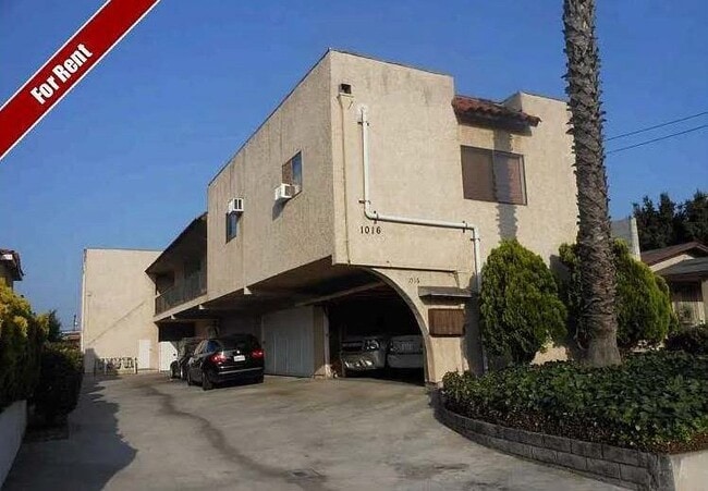 Building Photo - 1016 Benito Ave Unit A