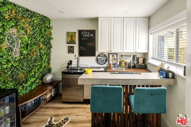 Photo - 1154 N Ogden Dr