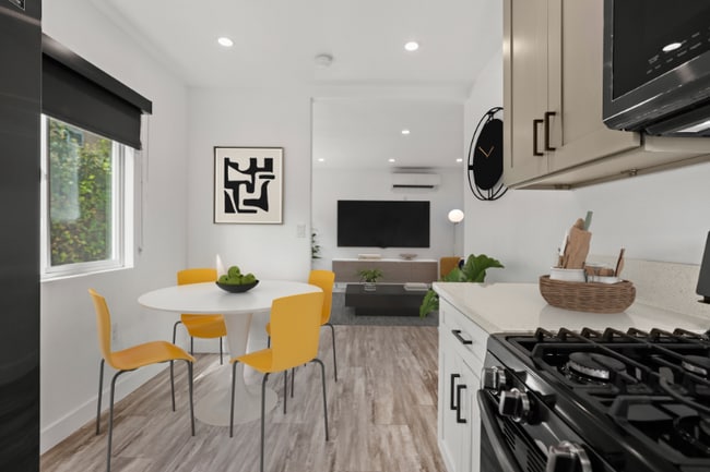 Building Photo - 2511 Pennsylvania Ave