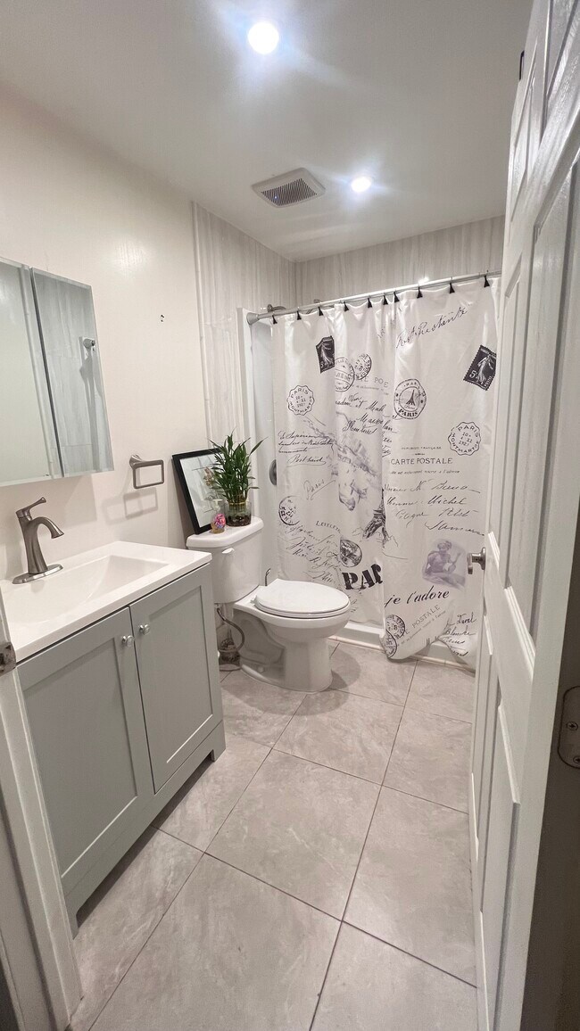 Photo - 1579 Belgreen Dr Unit Backhouse