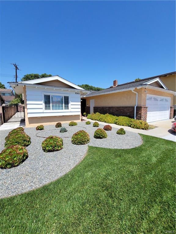 Building Photo - 8743 Dorion St Rental