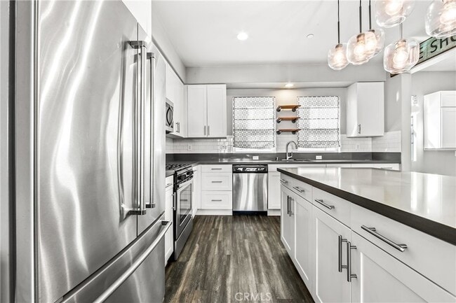 Photo - 6331 Pacific Wy