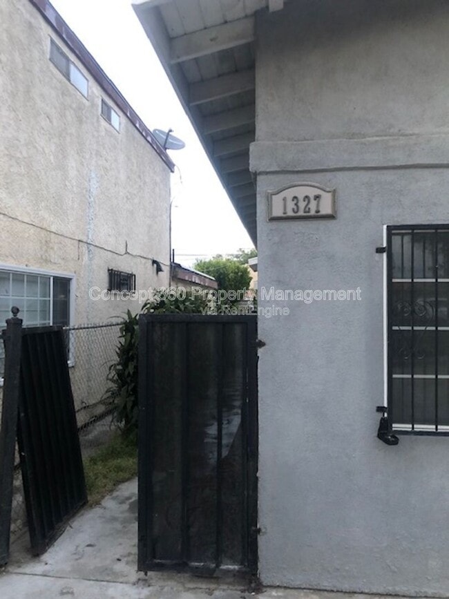 Photo - 1327 W Parade St