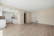 Photo - Freshly Updated Townhome - Light, Bright & Spacious!