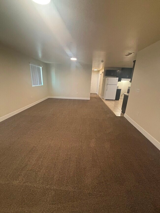 Photo - 148 W 79th St