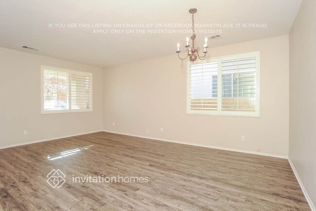 Photo - 5815 W Ave J 12