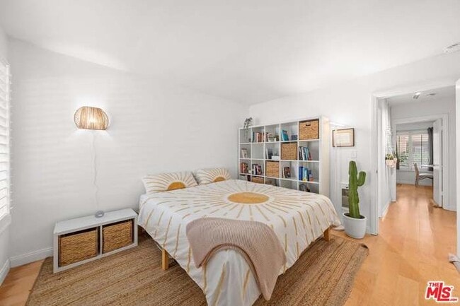 Photo - 1125 Pico Blvd Unit 2