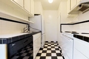 First floor kitchen - 3512 Pacific Ave Townhome