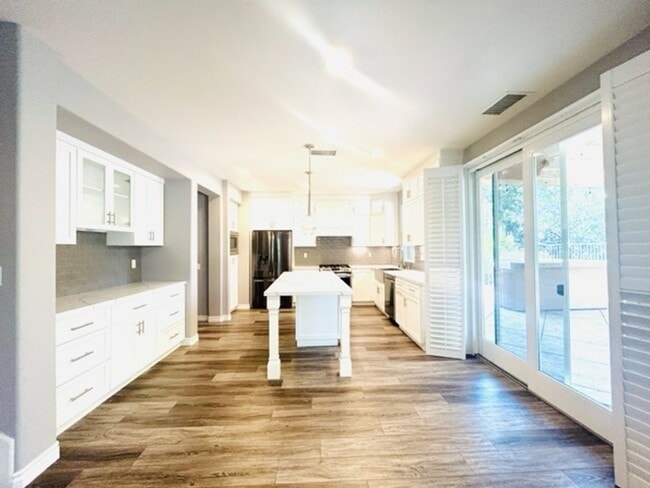 Photo - Lush and Lavish 4-Bedroom 4-Bathroom Neatly Tucked Away In The Colony At Calabasas
