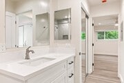 Photo - 5409 Radford Ave Unit 10