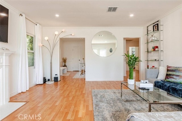 Photo - 6220 Morella Ave