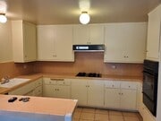 Kitchen - 7000 S La Cienega Blvd Condo Unit 28
