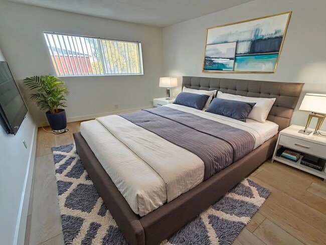 Photo - 3620 139th St Unit 4