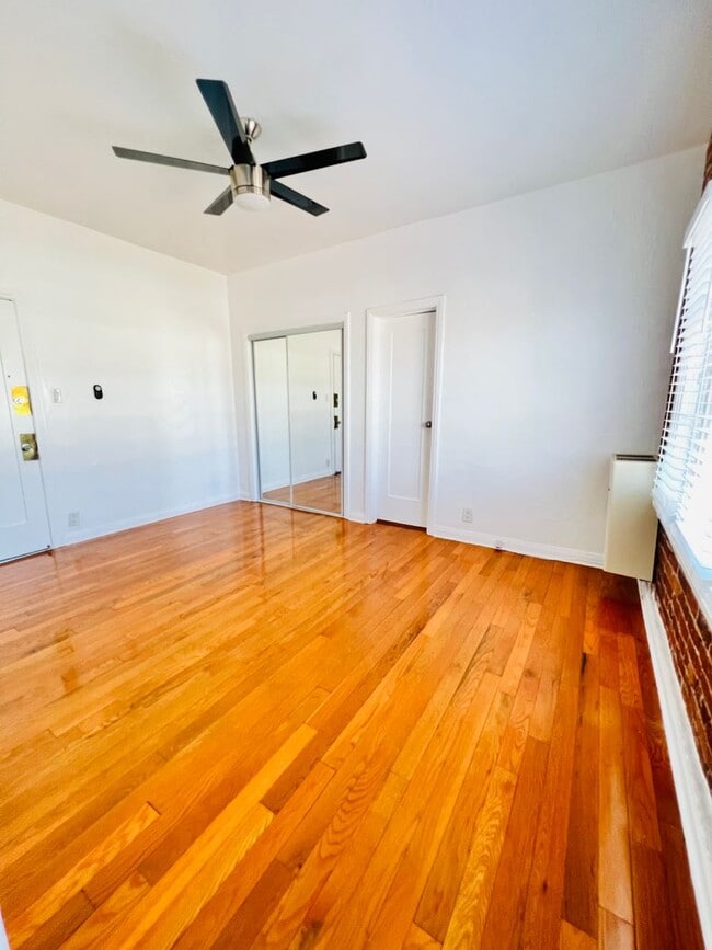 Photo - Chateau Los Feliz