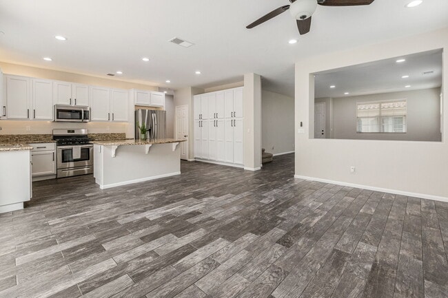Photo - 1553 Yanonali Ave