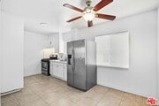 Photo - 959 S Soto St