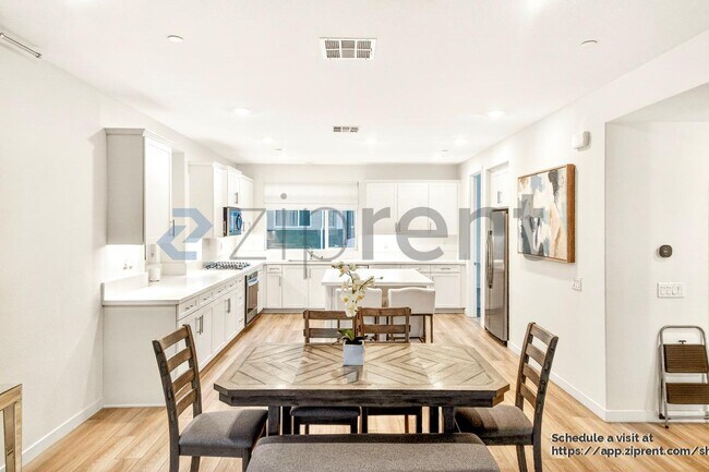 Photo - 27578 Manzanita Wy