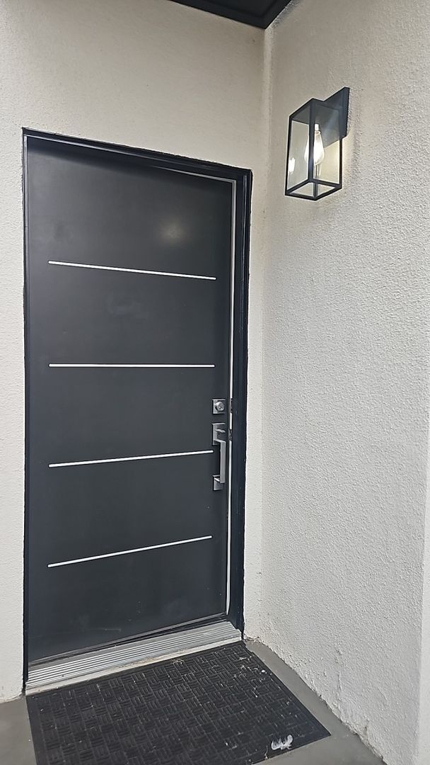 Photo - 947 W Magnolia St