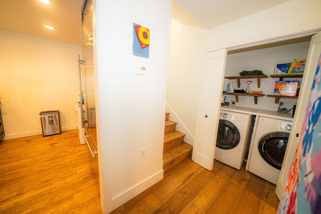 Photo - 4527 Carpinteria Ave