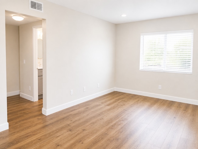 Photo - Remodeled Spacious 2BR/2BA in NoHo – Quiet 2nd Floor, Central A/C, 2 Parking Spaces Unit 11441 Oxnard St Apt 21