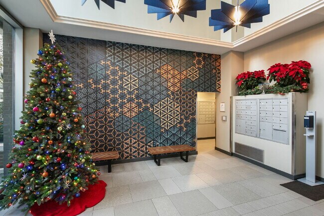 Photo - 300 W Beech St Unit 505