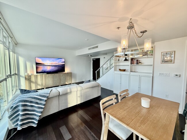 Photo - 1431 Pacific Hwy Unit 607