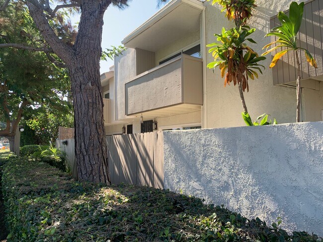 Photo - 16765 Barefoot Cir