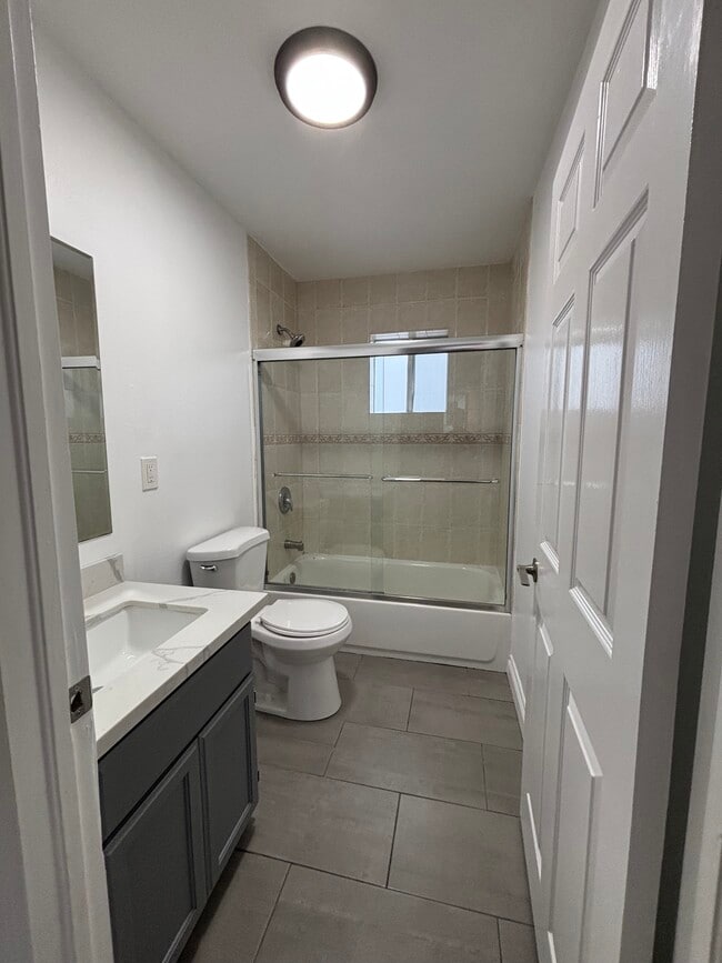 Photo - 2429 E 110th St Unit B