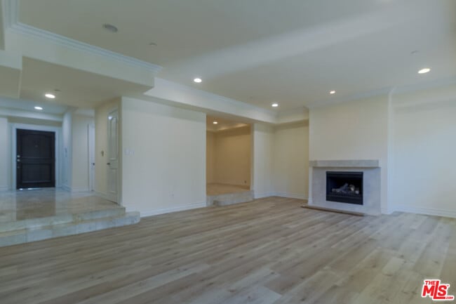 Photo - 132 Crescent Dr Unit 103