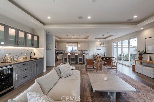 Photo - 1917 Farrell Ave