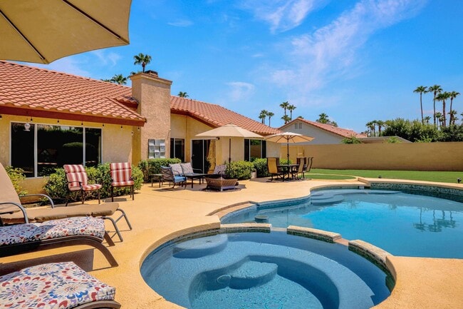 Building Photo - 39795 Regency Way Rental