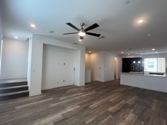 Photo - Completely upgraded large townhome with solar!!