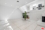 Photo - 764 N Doheny Dr
