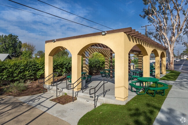 Patio - Casitas Apartments