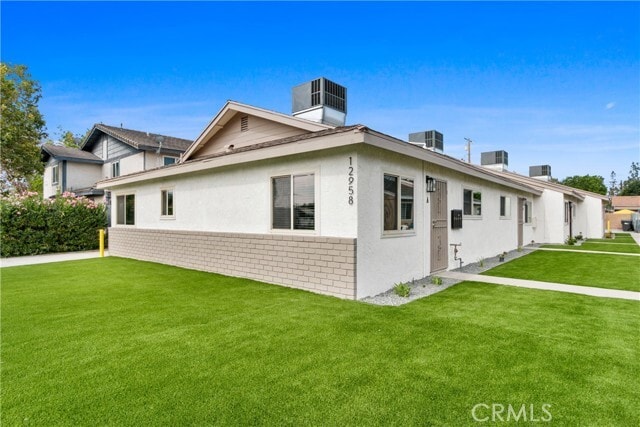 Photo - 12958 Yorba Ave Townhome