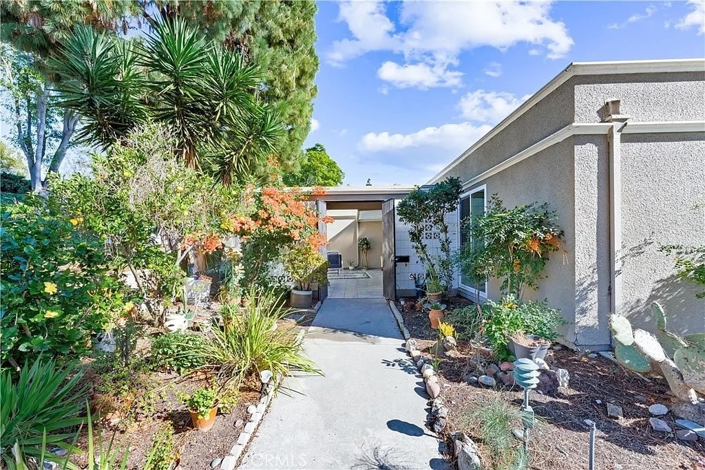 Photo - 494 Calle Cadiz