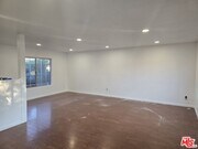 Photo - 10123 Hanna Ave