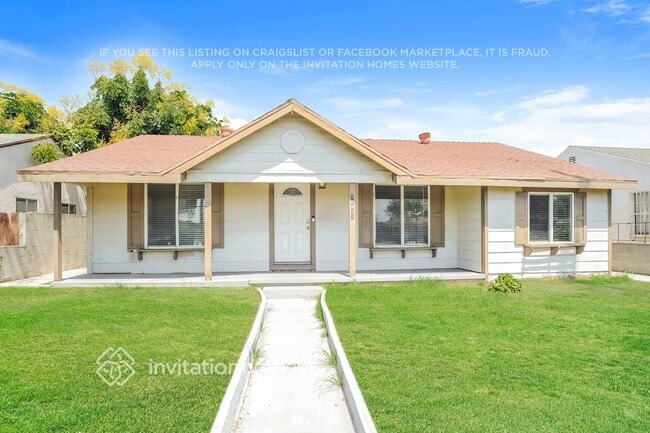 Building Photo - 10821 Rosecrans Ave Rental