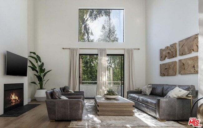 Building Photo - 1401 Camden Ave Unit 5