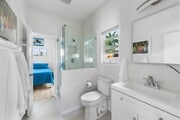 Photo - 252 Walsh St Unit 2