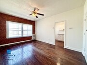 Photo - 147 Normandie Ave Unit 304