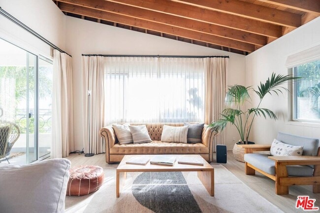 Photo - 21555 Pacific Coast Hwy