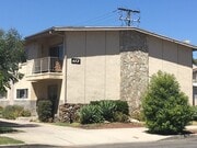 Front view of building - 613 S Shelton St Unit A