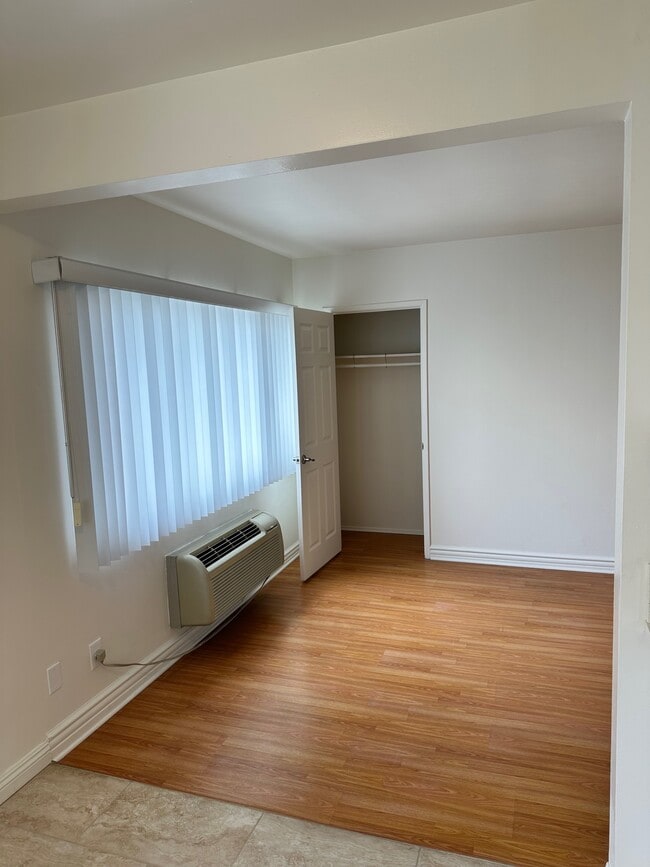 Photo - 10850 Landale St Unit 3