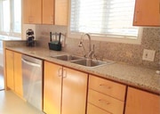 kitchen - 1534 Amherst Ave Condo Unit 402
