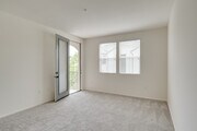 1BR, 1BA - 724SF - Parc Chateaux Apartments